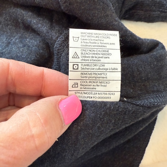 Vince Raw Edge Ribbed Hoodie In Black 45665 - Picture 8 of 9